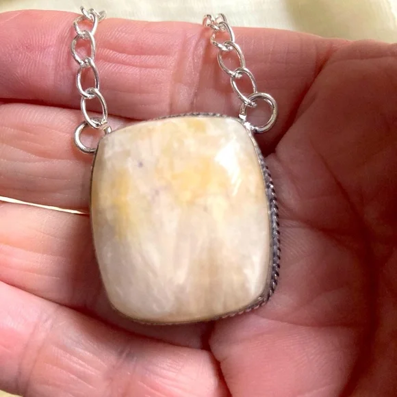 NEW Vintage Scolecite 925 Silver Necklace - Picture 2 of 4
